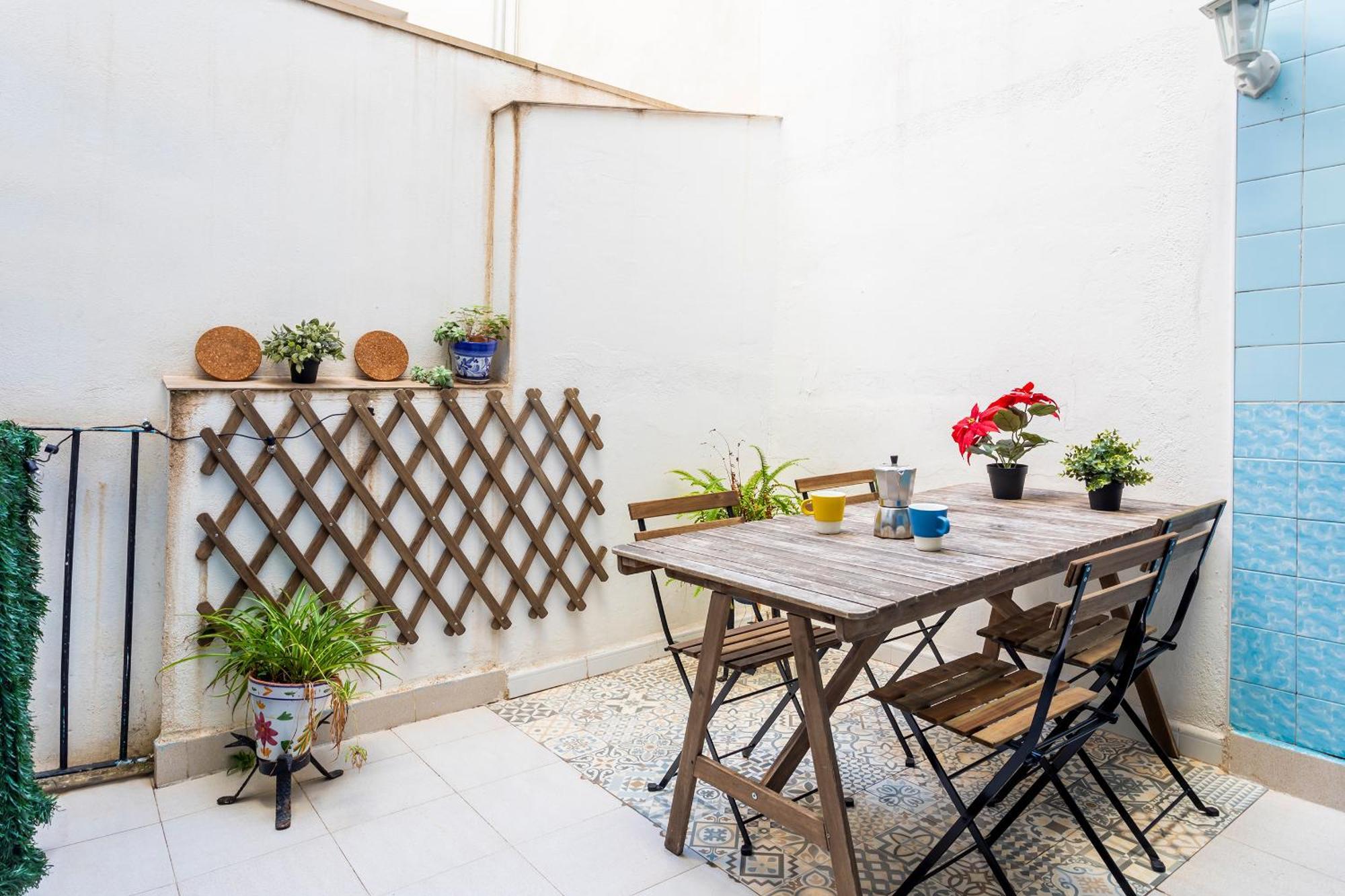 Big Apartment At Beach With Terrace Valencia Bagian luar foto