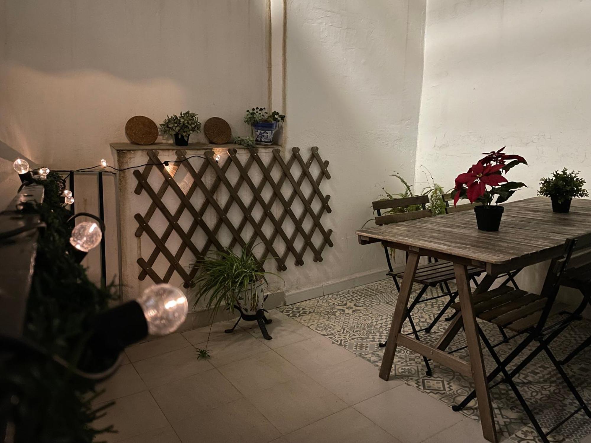 Big Apartment At Beach With Terrace Valencia Bagian luar foto