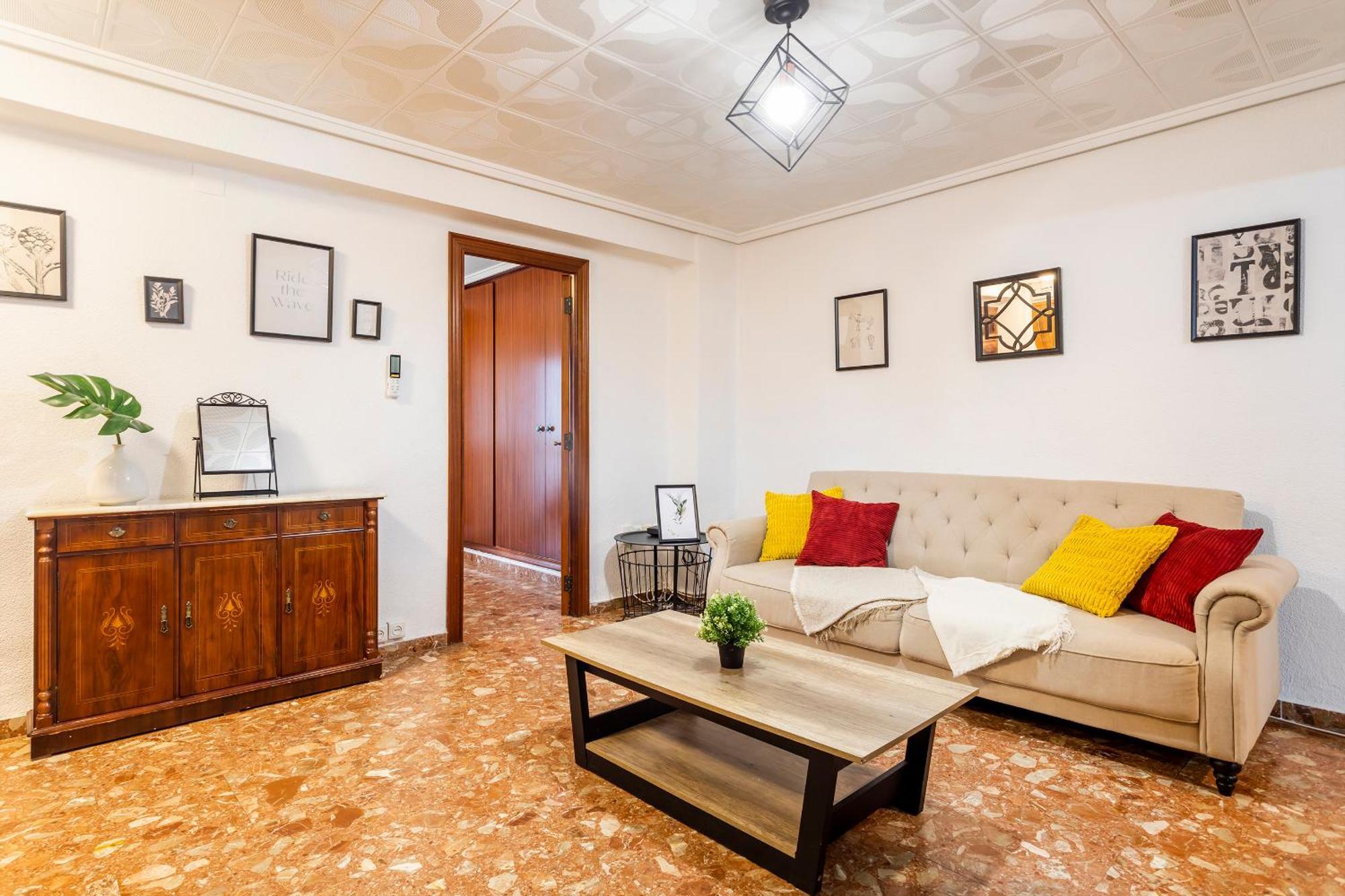 Big Apartment At Beach With Terrace Valencia Bagian luar foto
