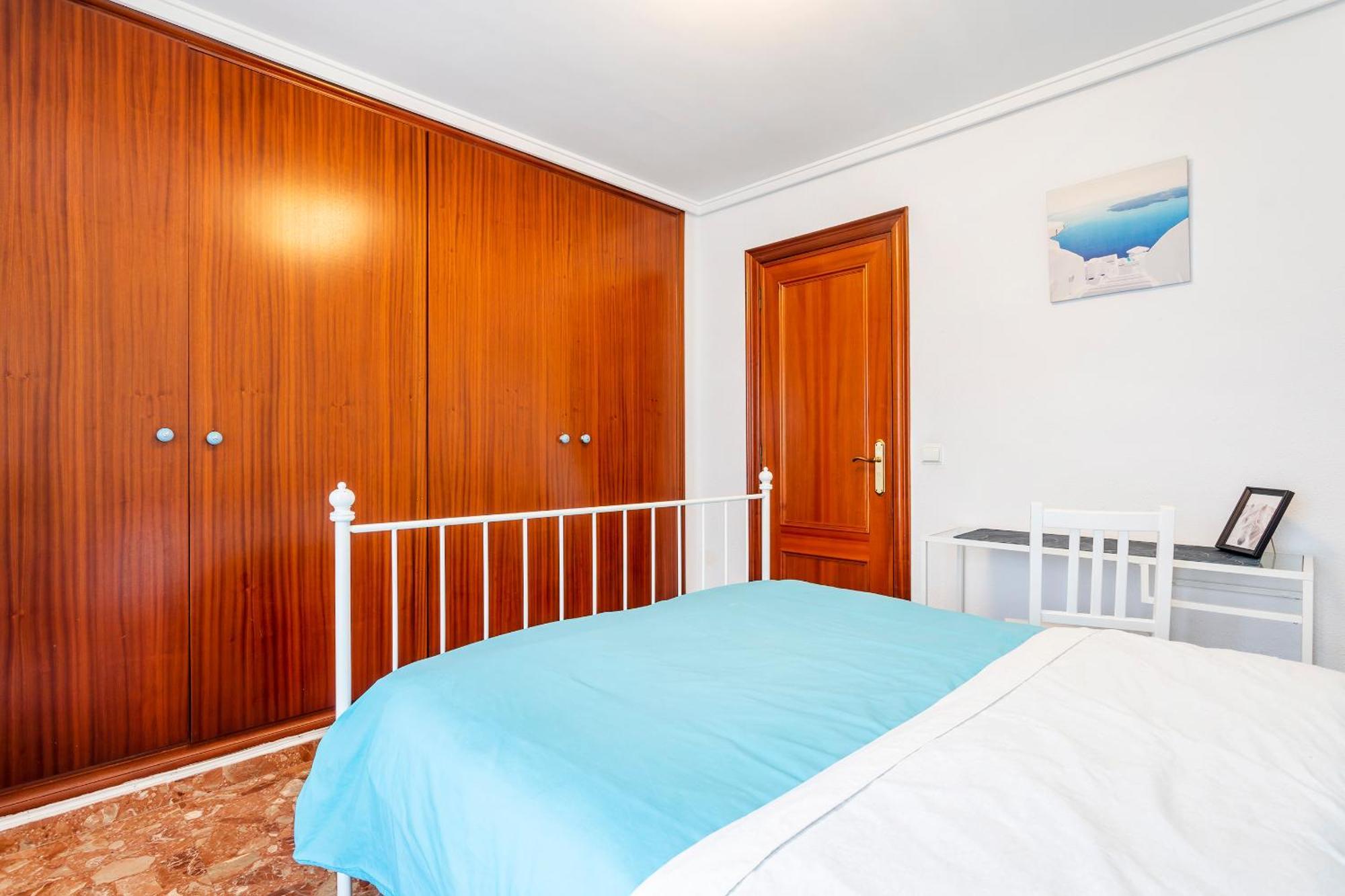 Big Apartment At Beach With Terrace Valencia Bagian luar foto