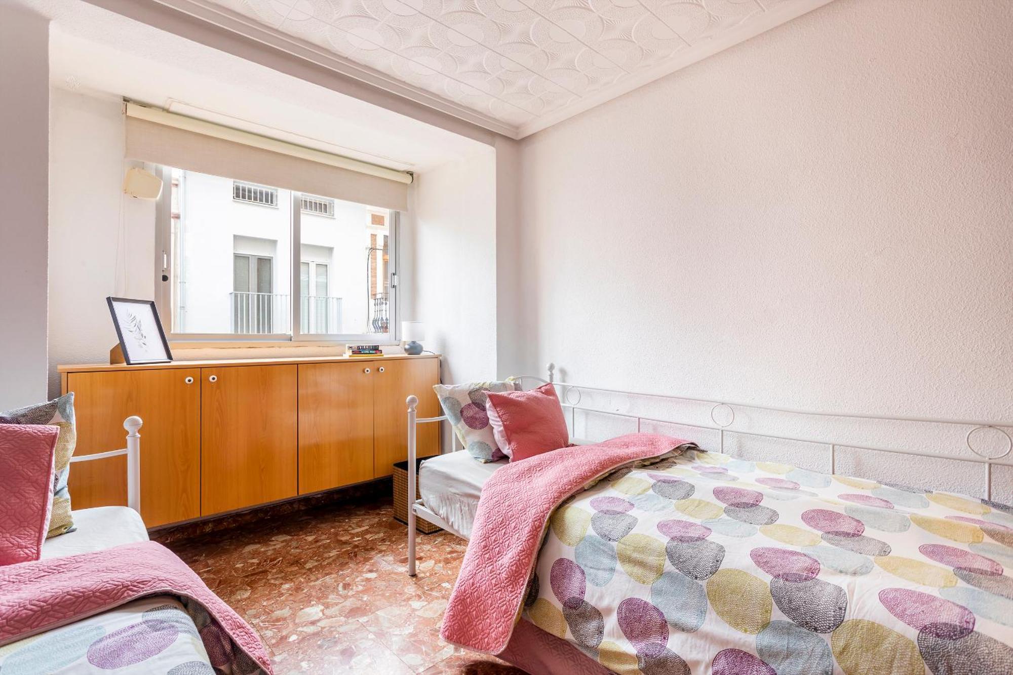 Big Apartment At Beach With Terrace Valencia Bagian luar foto