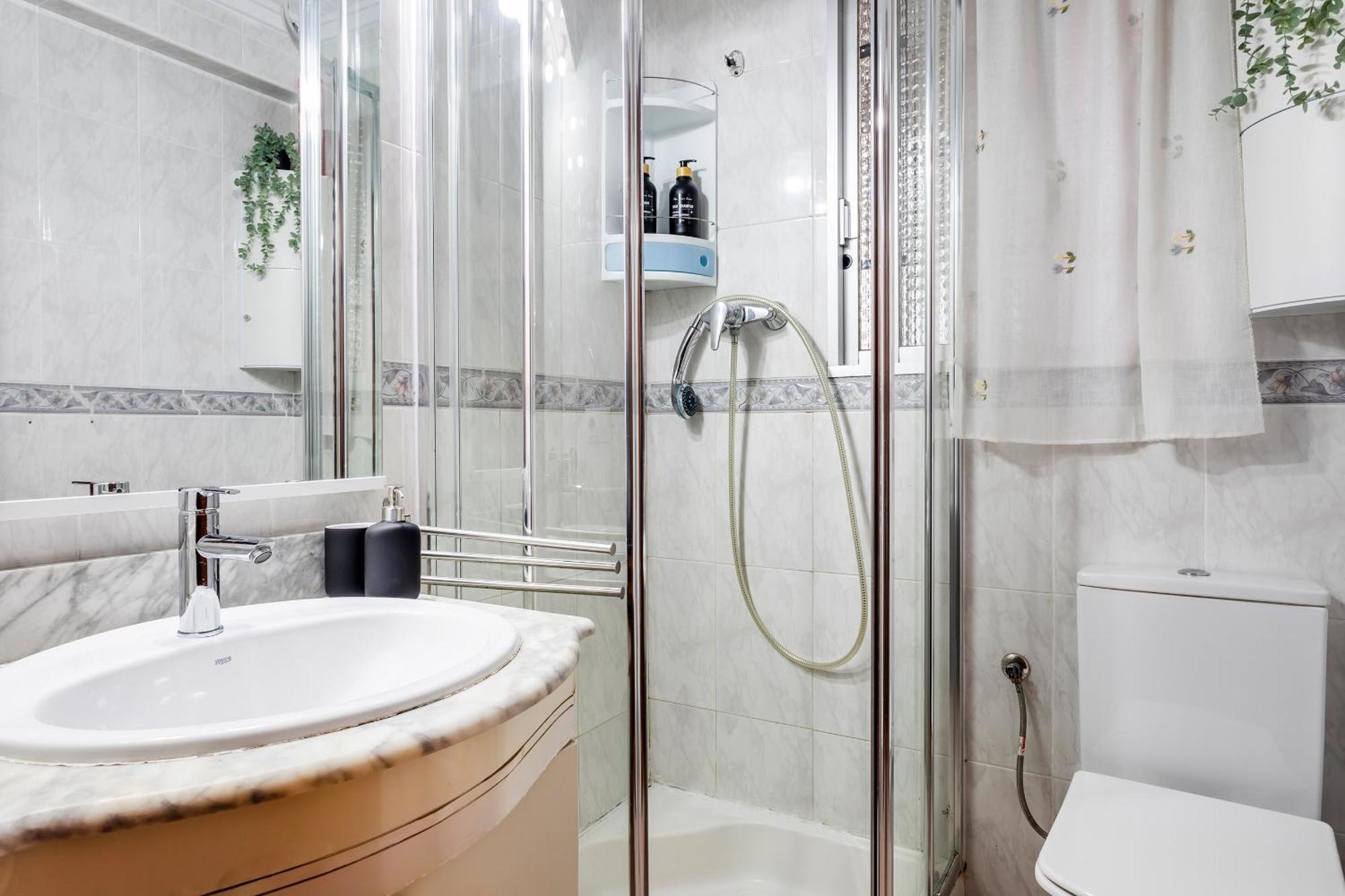 Big Apartment At Beach With Terrace Valencia Bagian luar foto